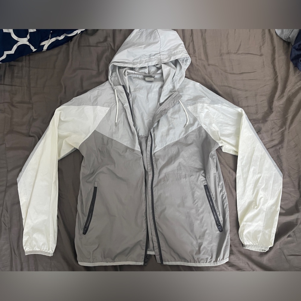 Men's Nike Gray and White Hooded Windbreaker